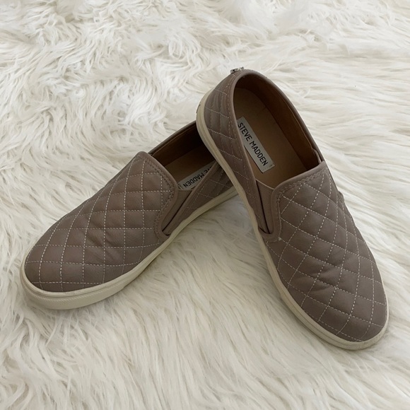 Steve Madden flats size 8 color grey - Picture 2 of 6